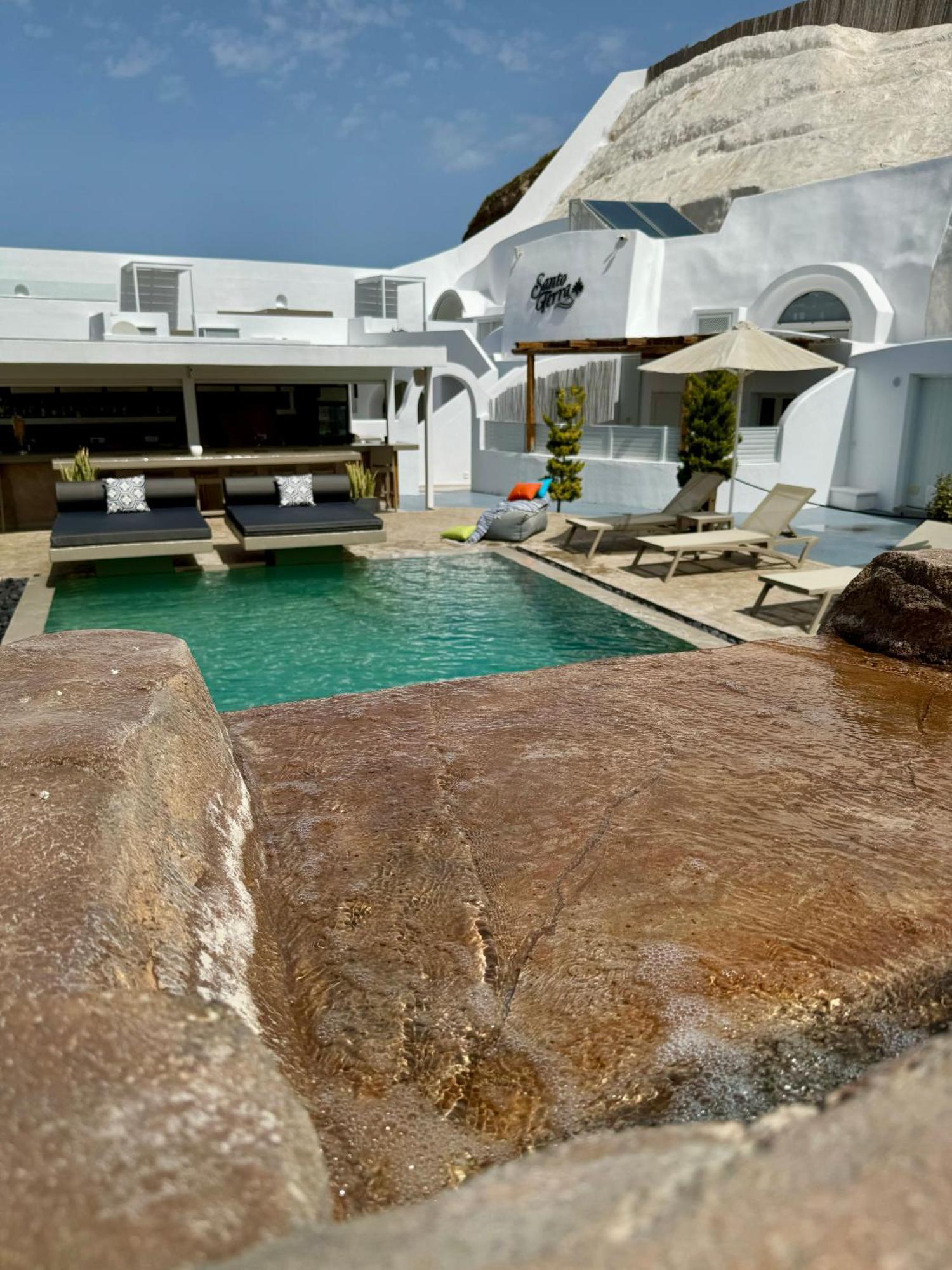קרטראדוס Santoterra Antigua Suites מראה חיצוני תמונה